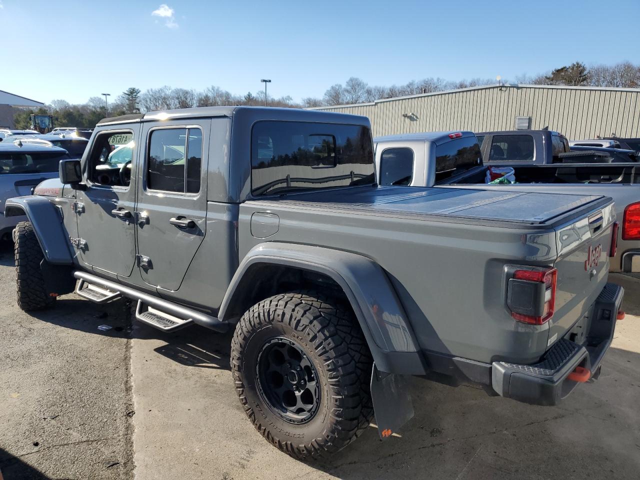 2021 Jeep Gladiator - Image 2