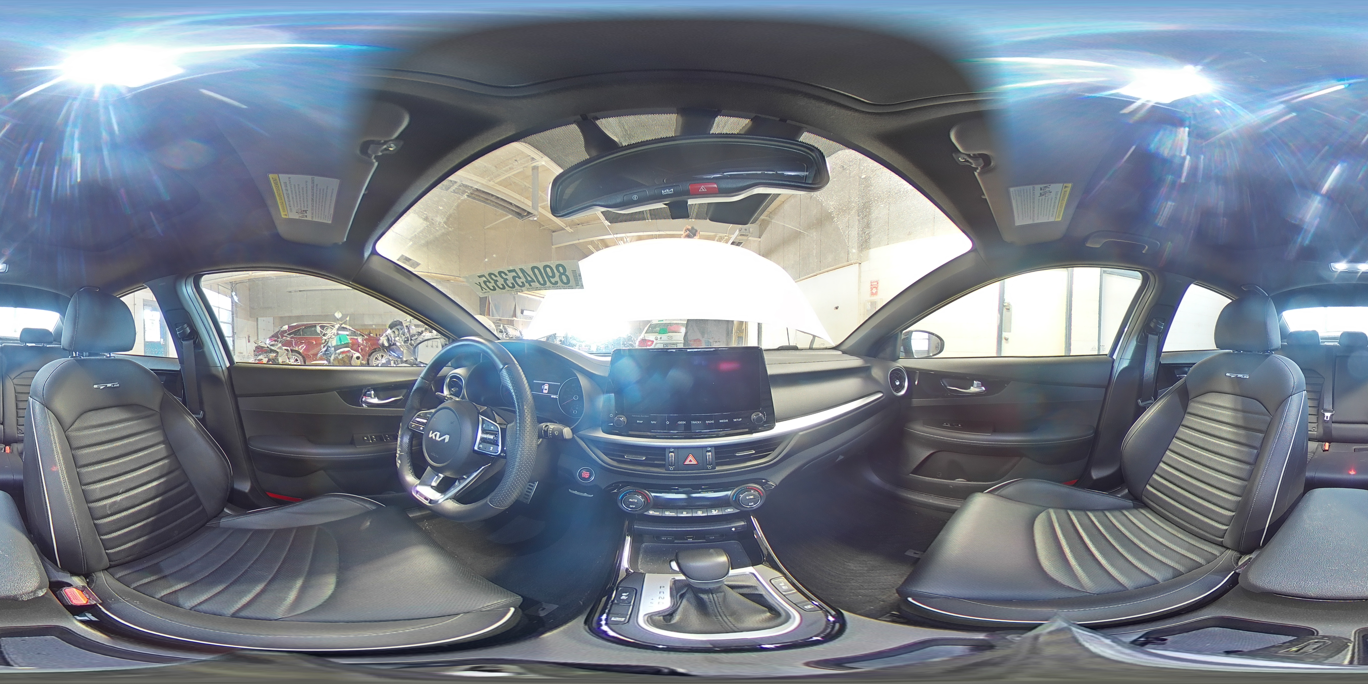 2023 Kia Forte - Image 12