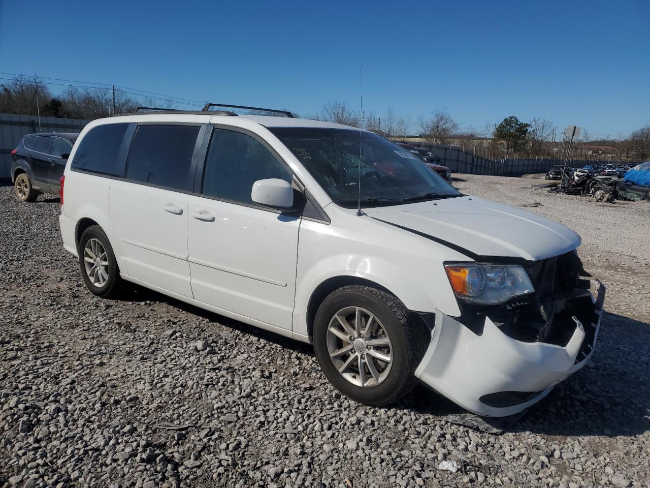 2016 Dodge Caravan - Image 4
