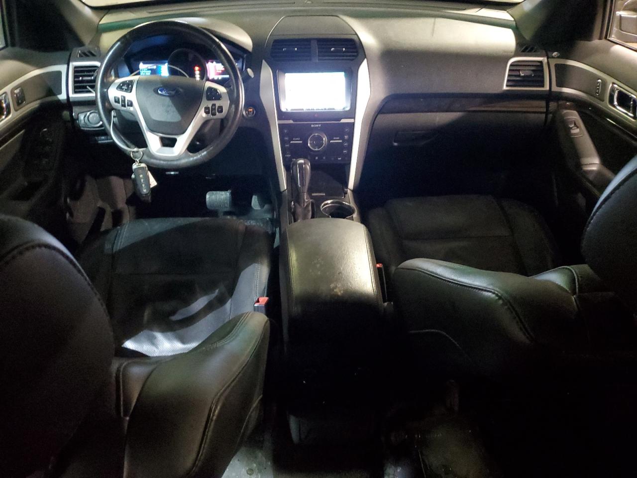 2014 Ford Explorer - Image 8