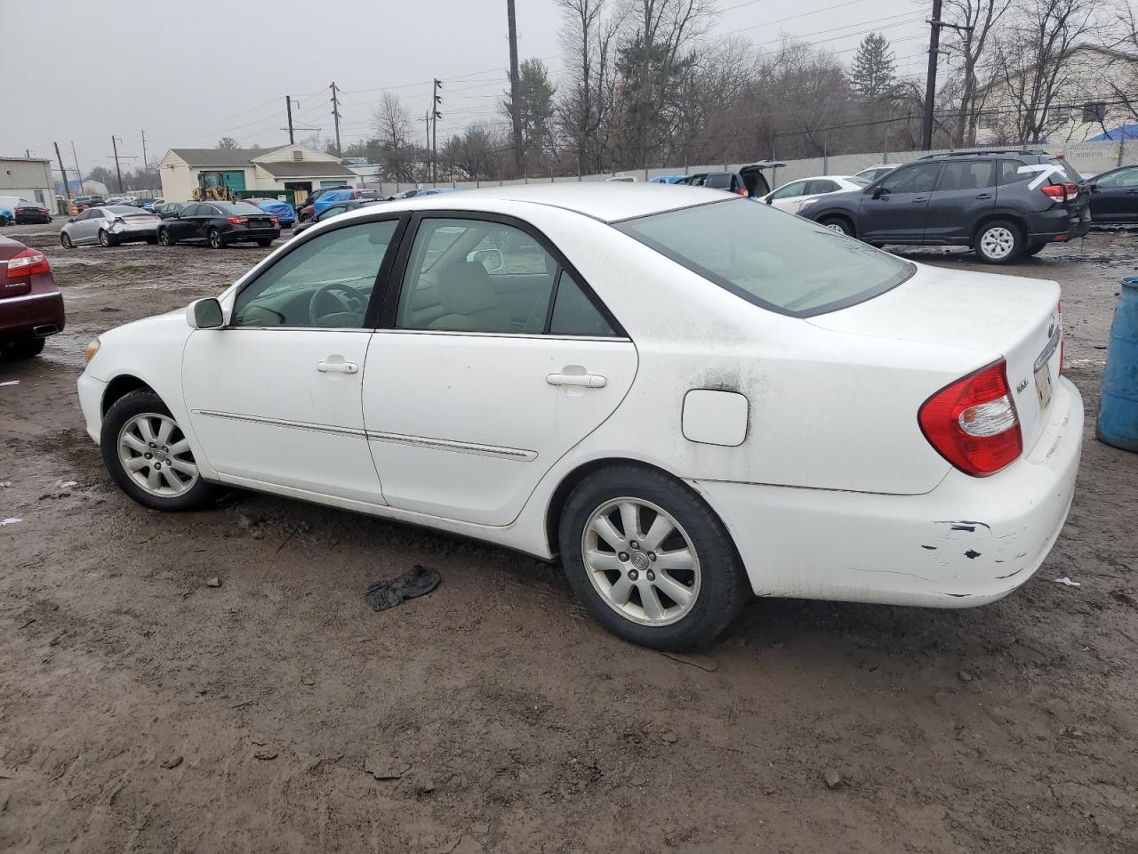 2003 Toyota Camry - Image 2