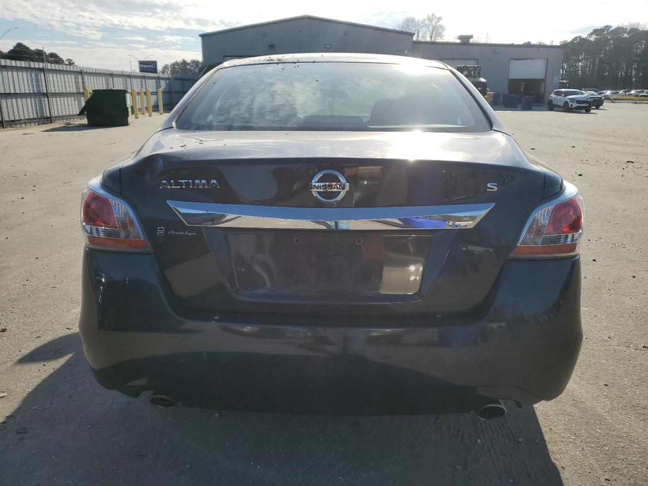 2015 Nissan Altima - Image 6