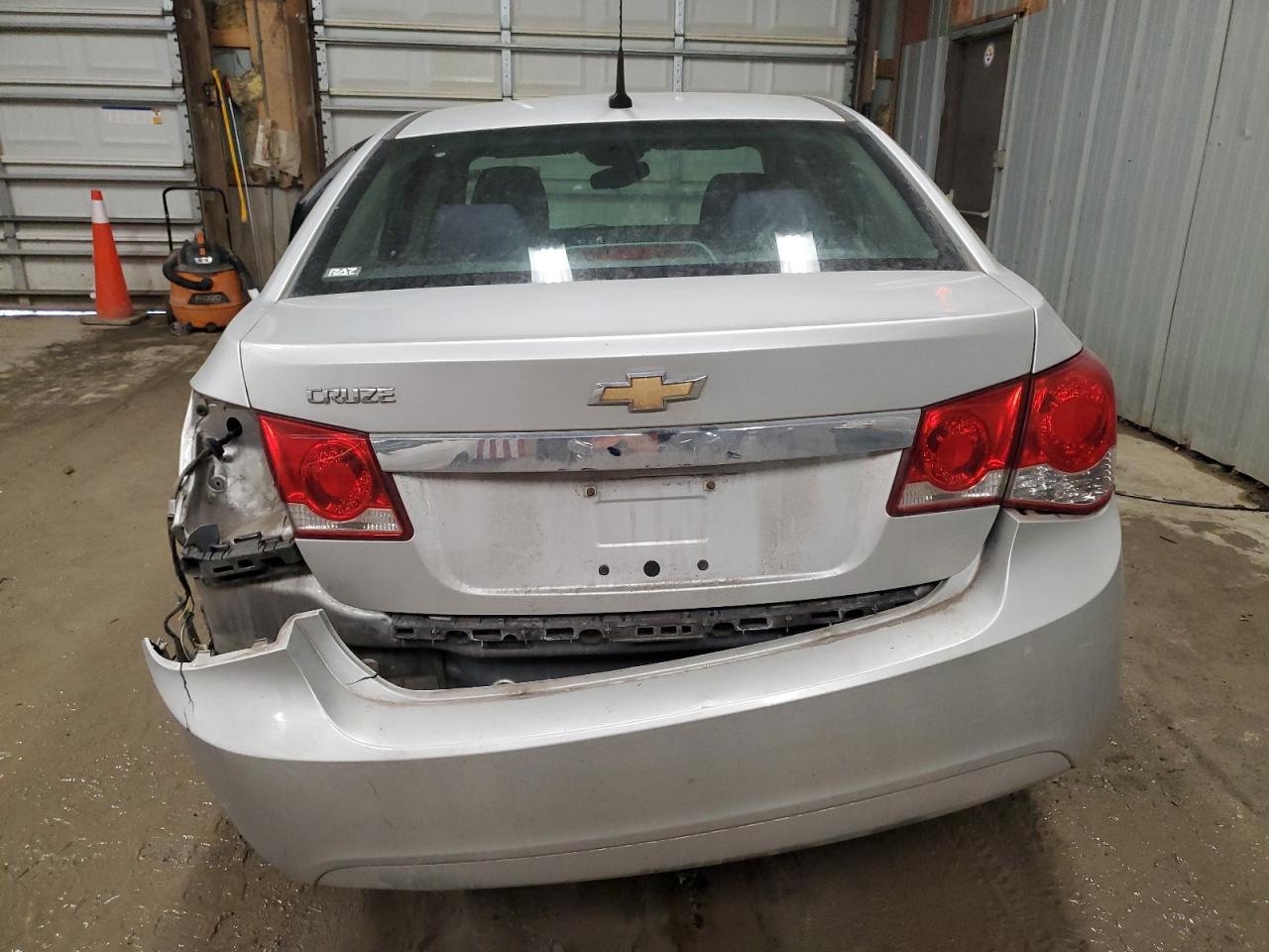 2014 Chevrolet Cruze - Image 6
