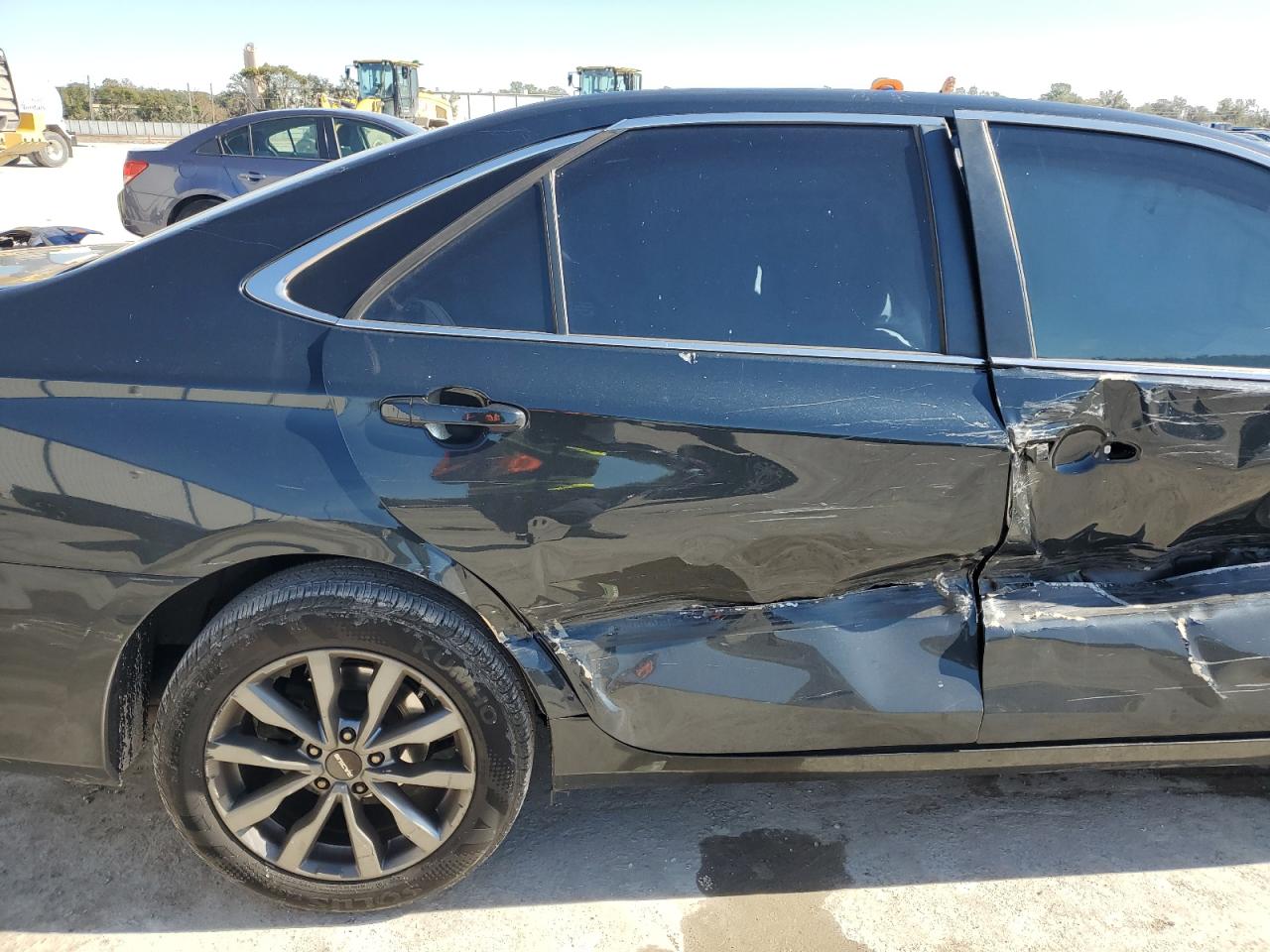 2017 Toyota Camry - Image 10