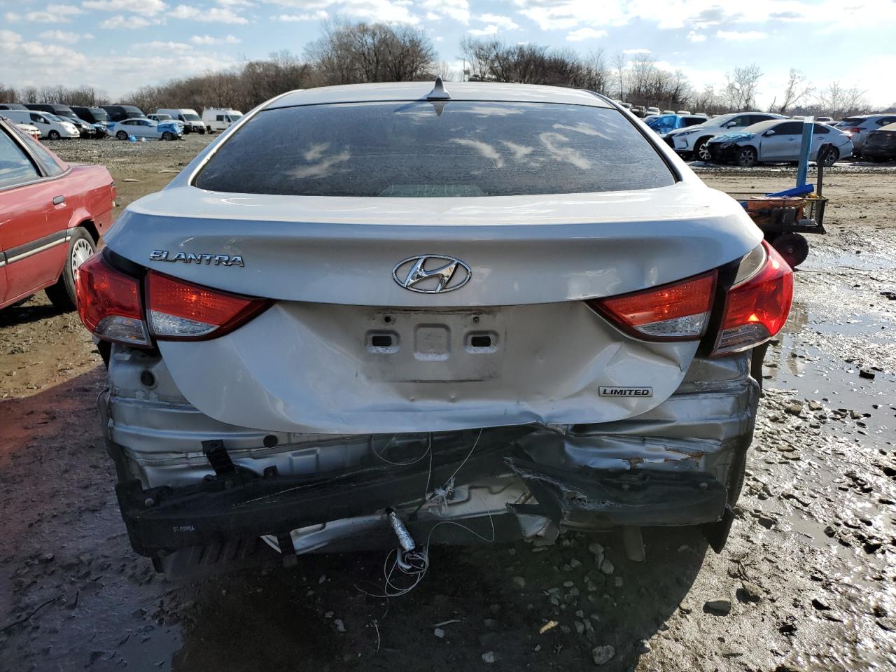 2013 Hyundai Elantra - Image 6