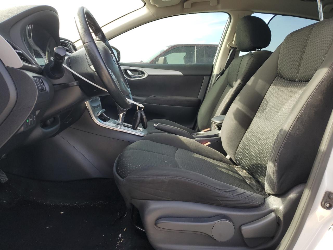 2014 Nissan Sentra - Image 7