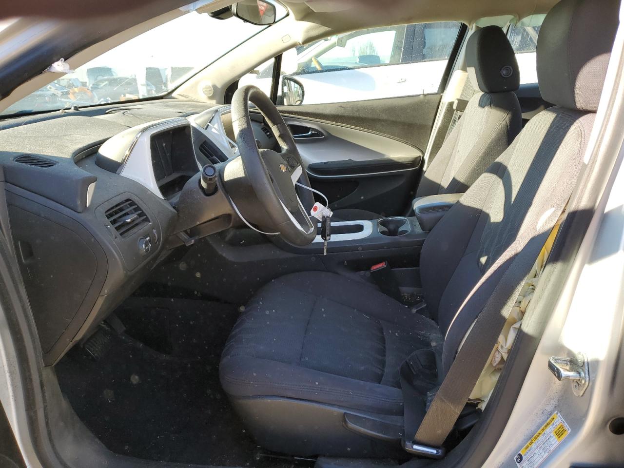 2013 Chevrolet Volt - Image 7