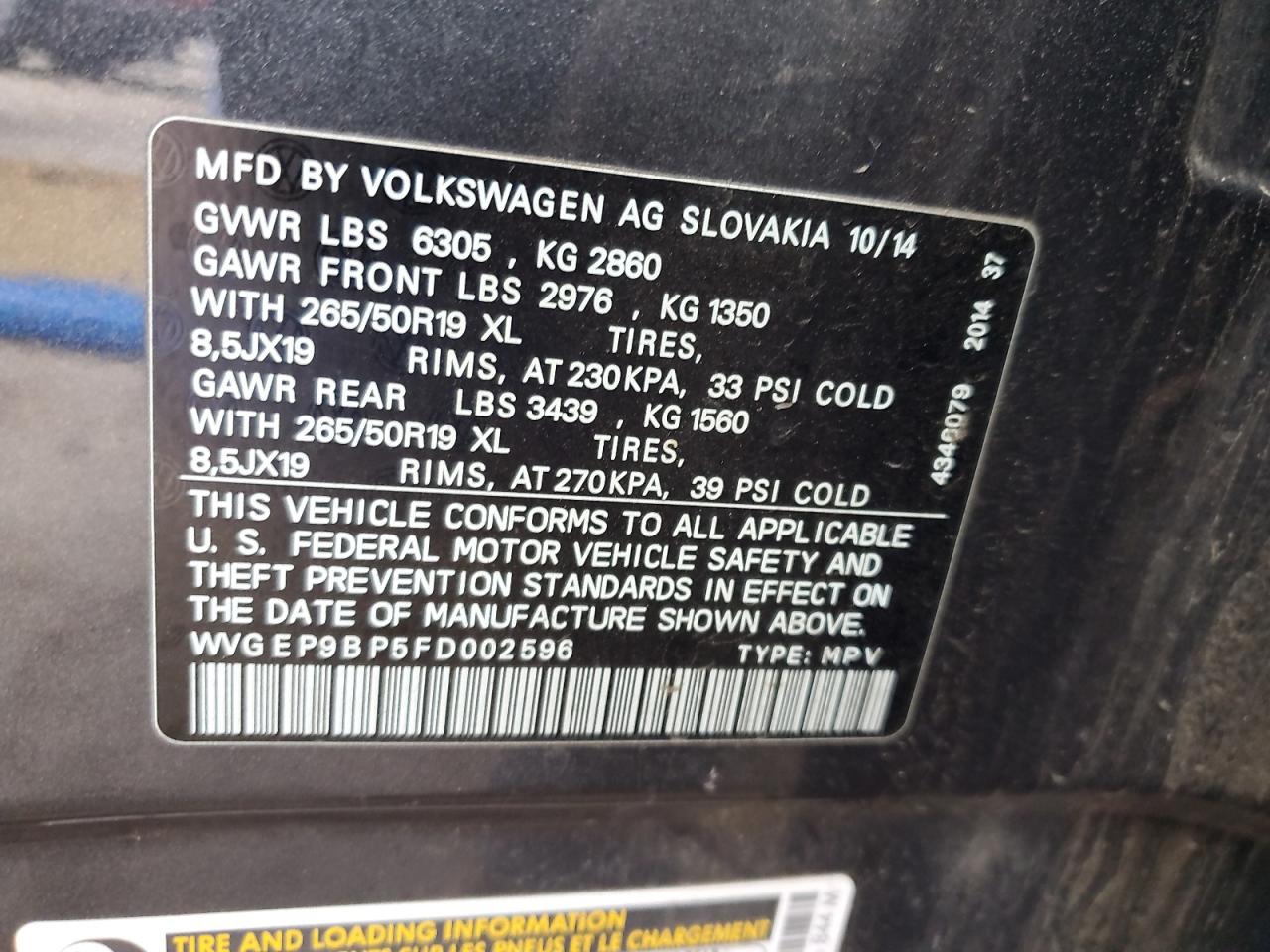 2015 Volkswagen Touareg - Image 14