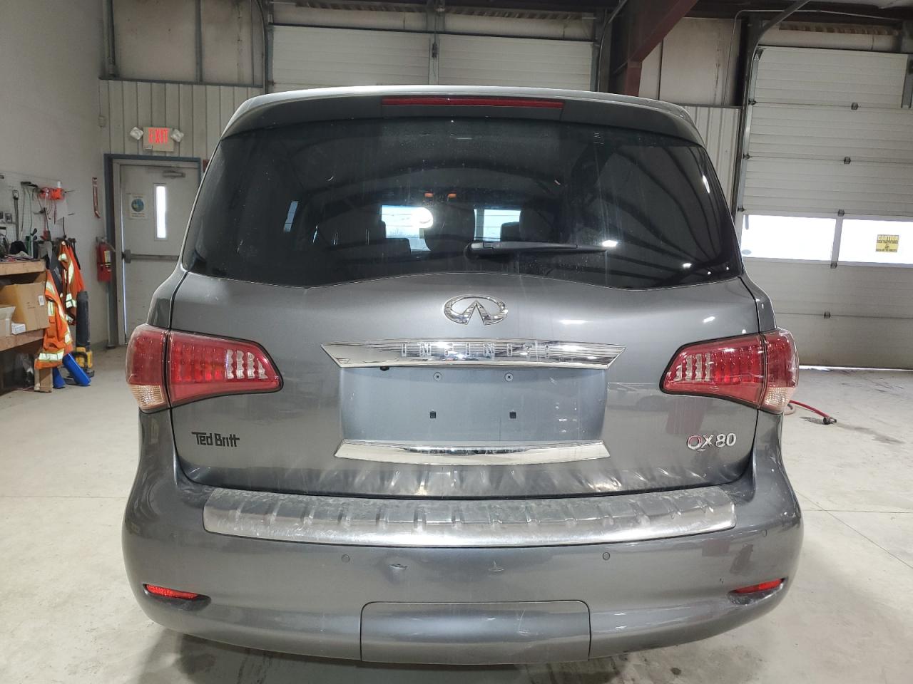 2015 Infiniti QX80 - Image 6