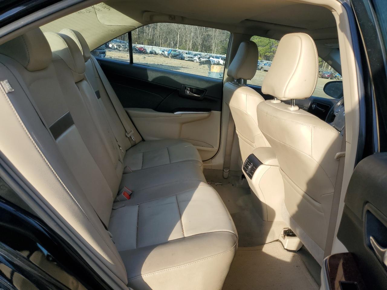 2013 Toyota Camry - Image 10