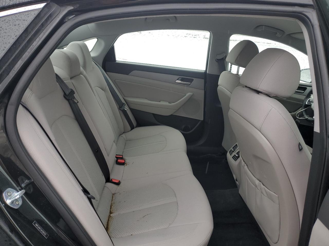 2018 Hyundai Sonata - Image 10