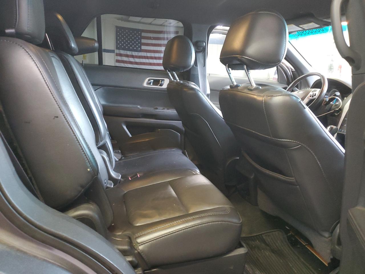 2014 Ford Explorer - Image 11