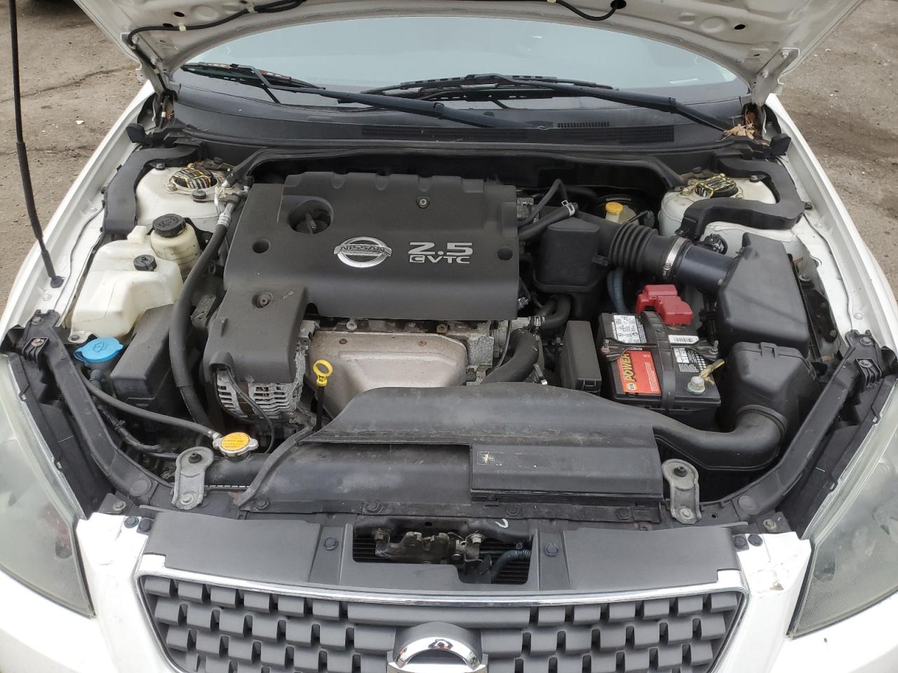 2005 Nissan Altima - Image 13