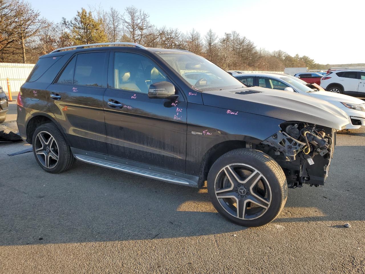 2017 Mercedes-Benz GLE - Image 4