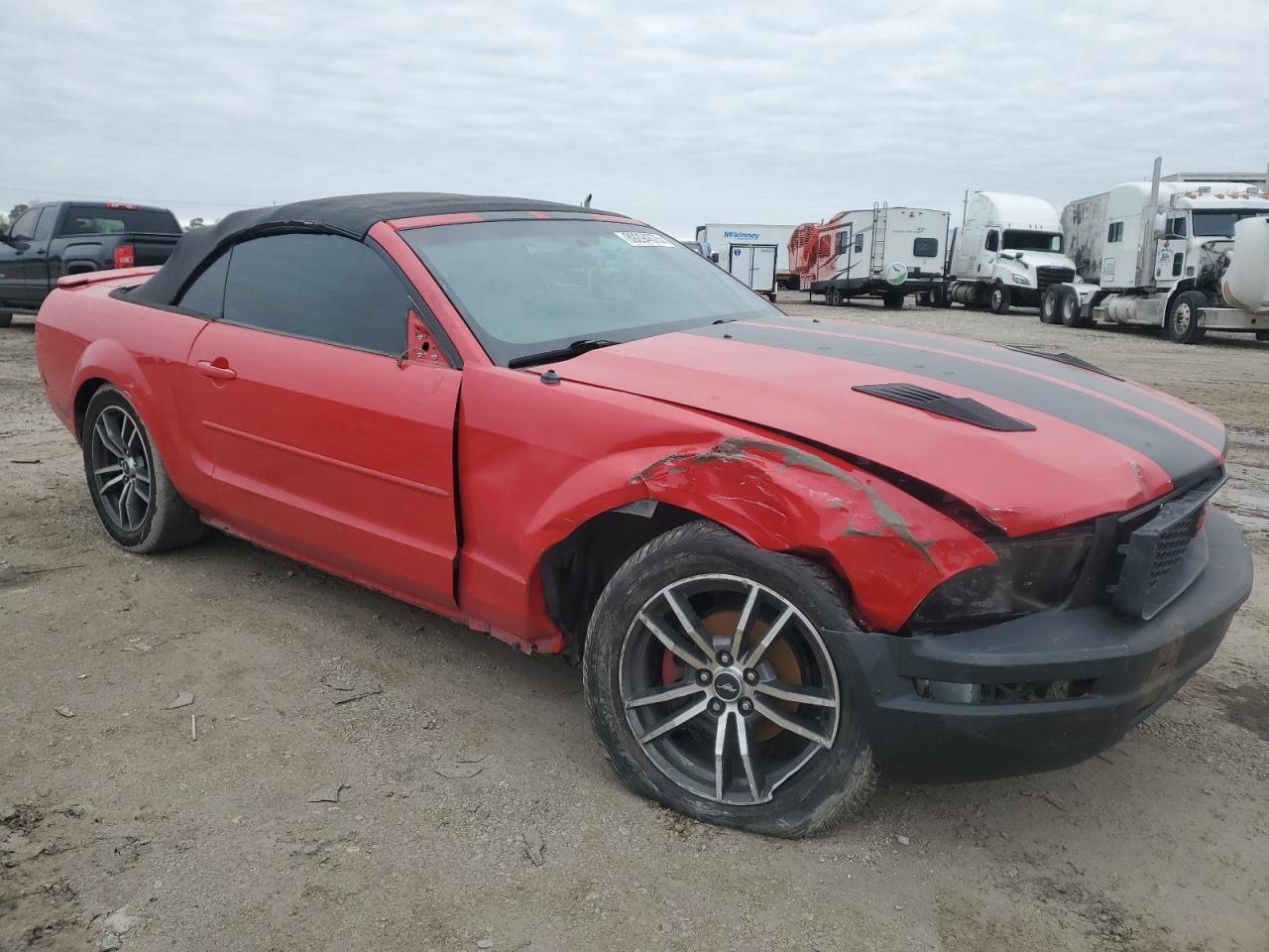 2008 Ford Mustang - Image 4