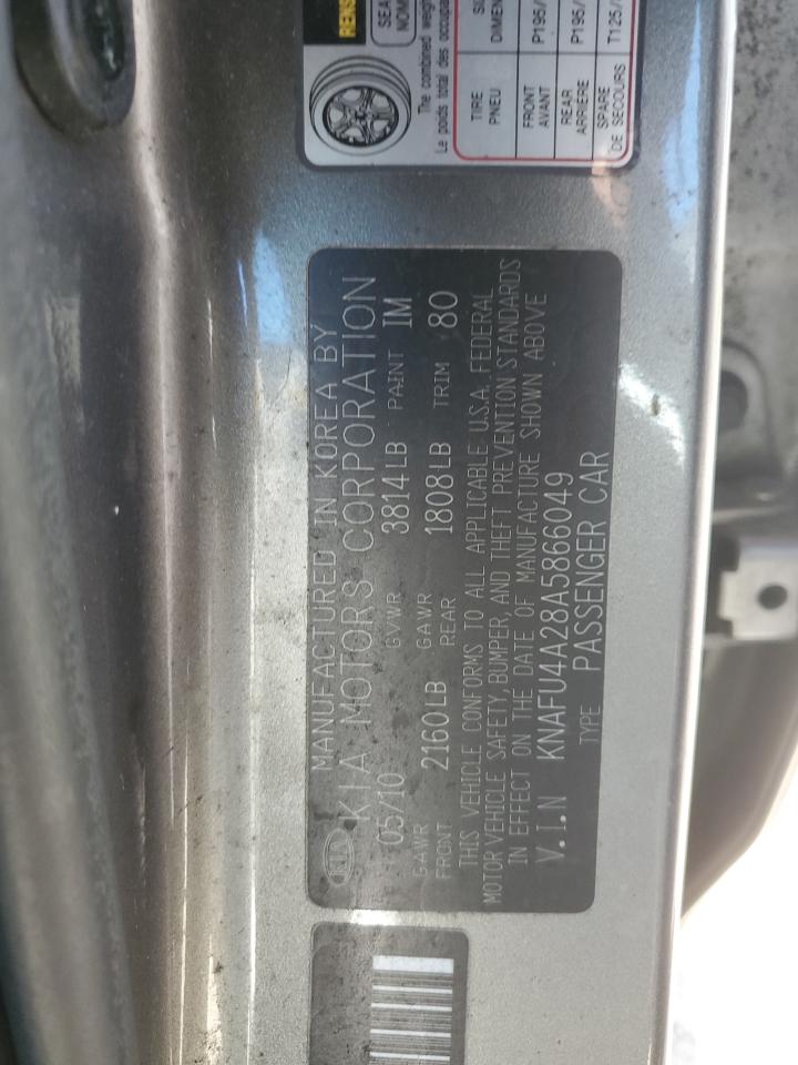 2010 Kia Forte - Image 12