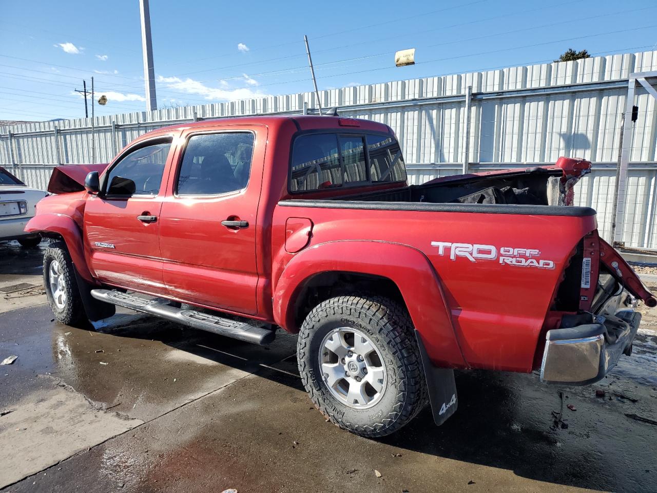 2015 Toyota Tacoma - Image 2