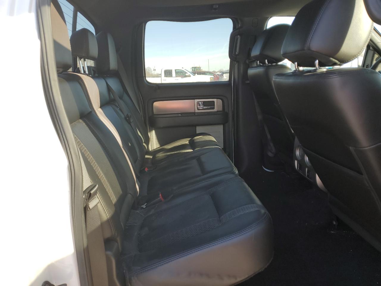 2013 Ford F-150 - Image 10