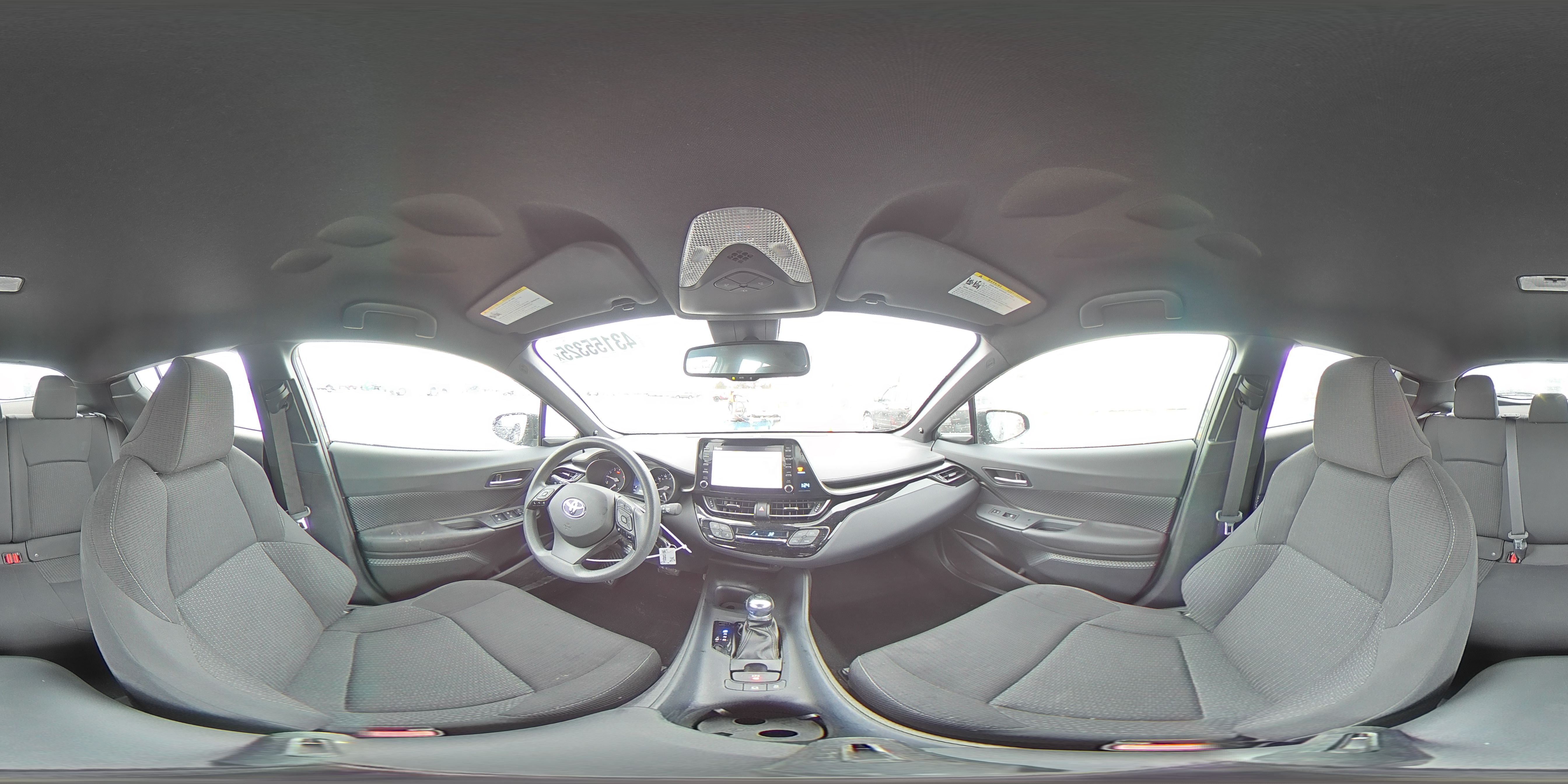 2019 Toyota C-HR - Image 15
