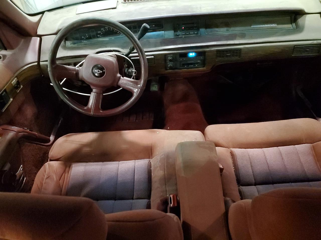 1994 Chevrolet Lumina - Image 8