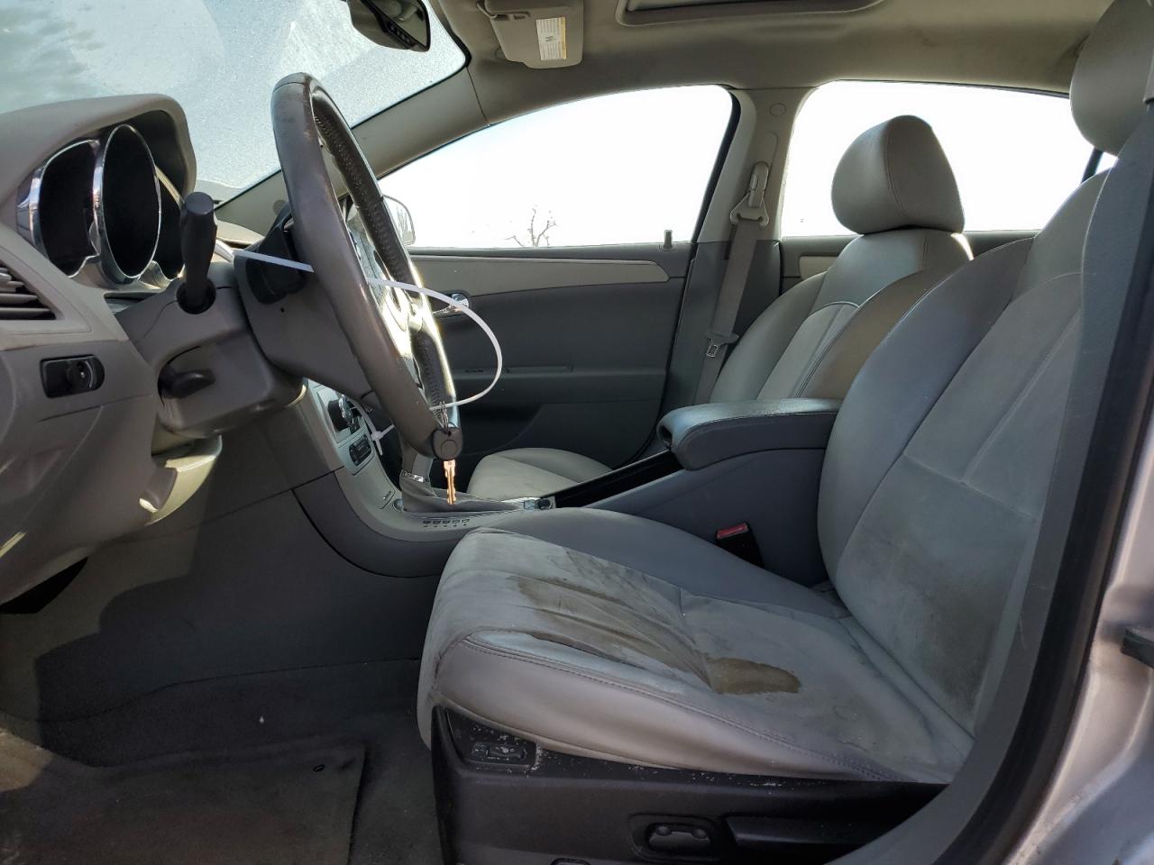 2010 Chevrolet Malibu - Image 7