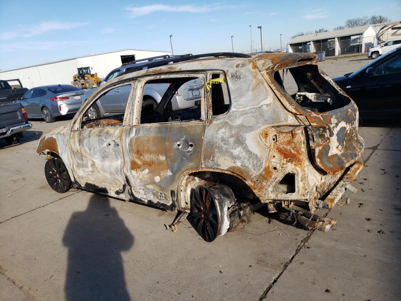 2009 Volkswagen Tiguan - Image 2