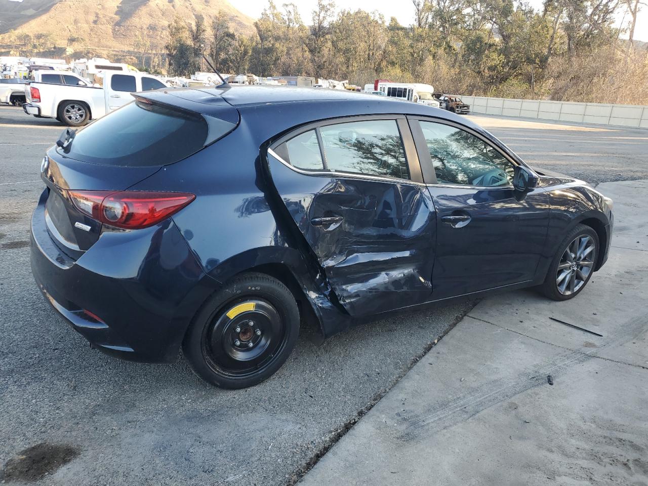 2018 Mazda 3 - Image 3