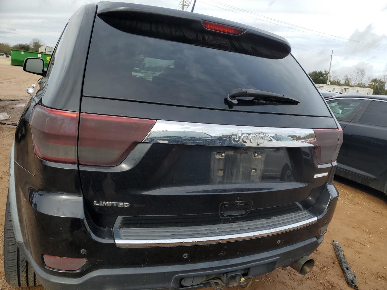 2011 Jeep Grand Cherokee - Image 6