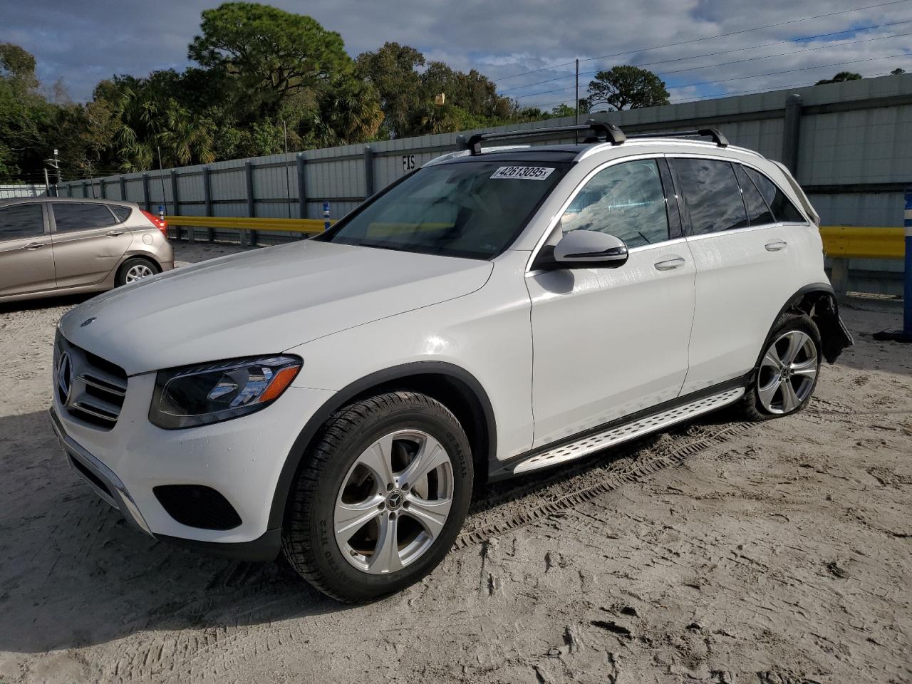 2018 Mercedes-Benz GLC - Image 1