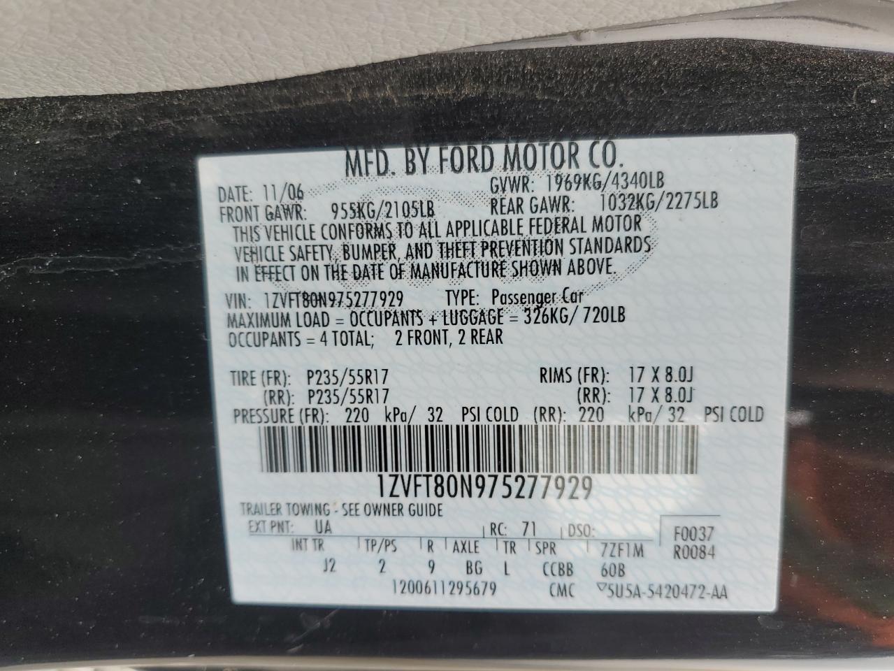 2007 Ford Mustang - Image 12