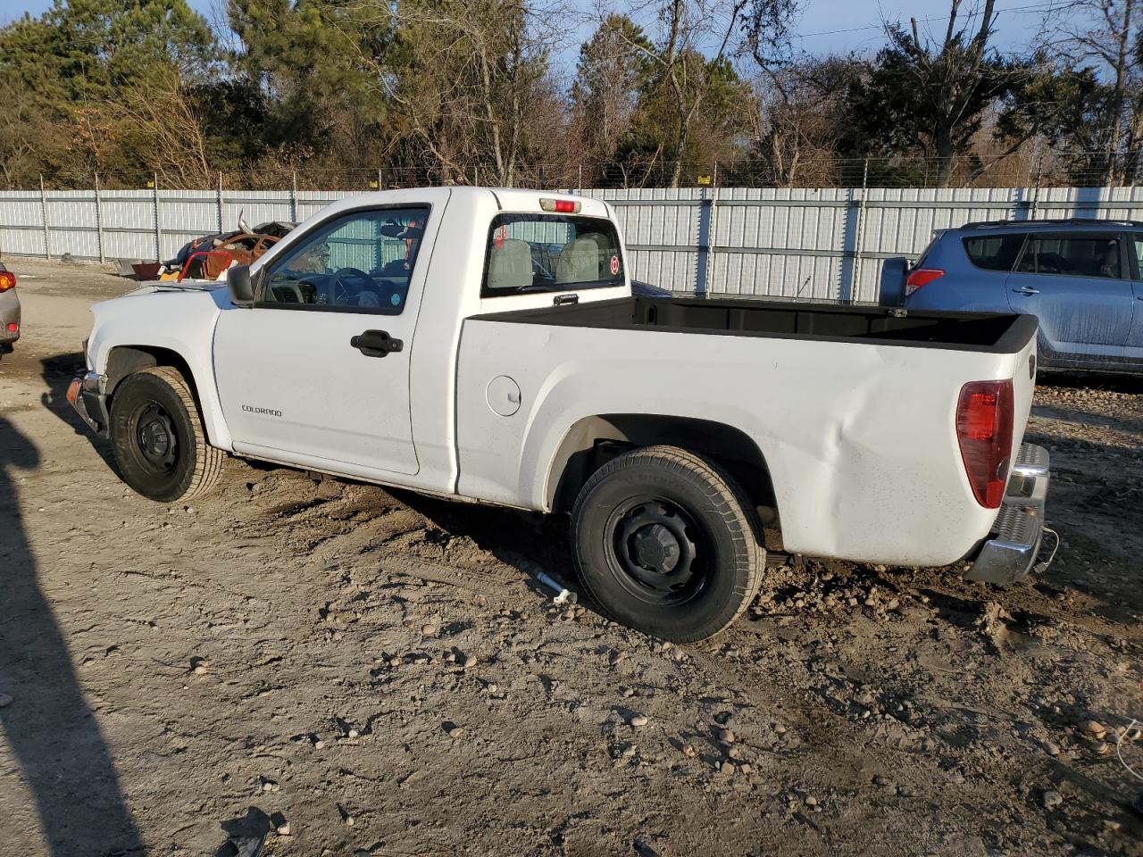 2005 Chevrolet Colorado - Image 2