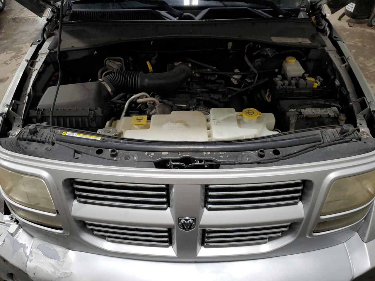 2011 Dodge Nitro - Image 12