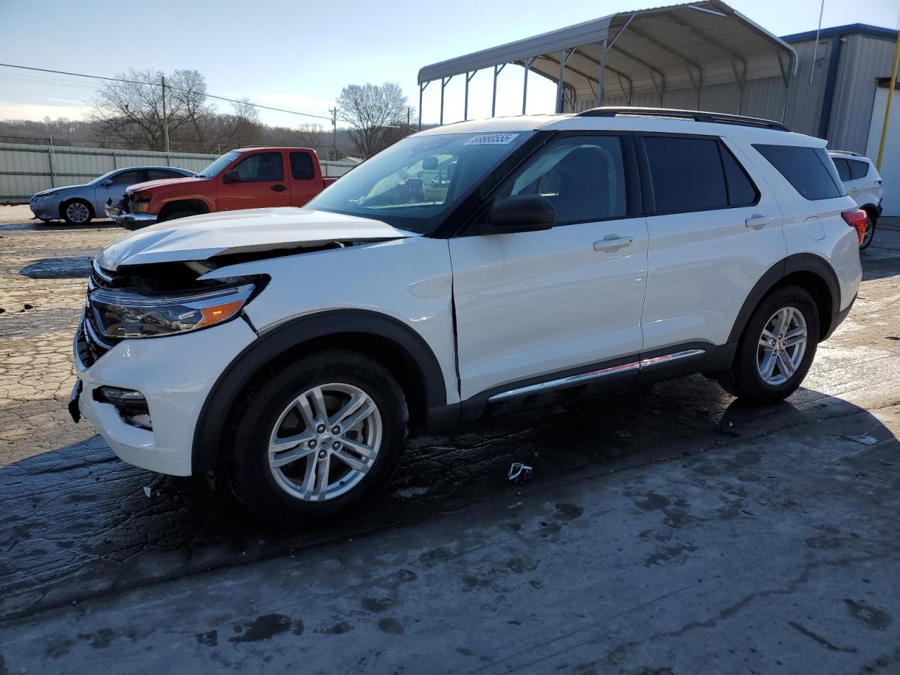 2022 Ford Explorer - Image 1
