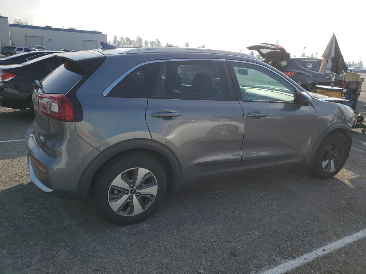 2017 Kia Niro - Image 3