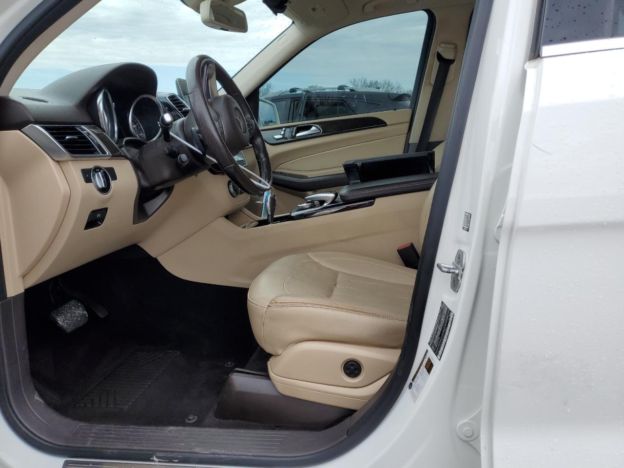 2017 Mercedes-Benz GLE - Image 7