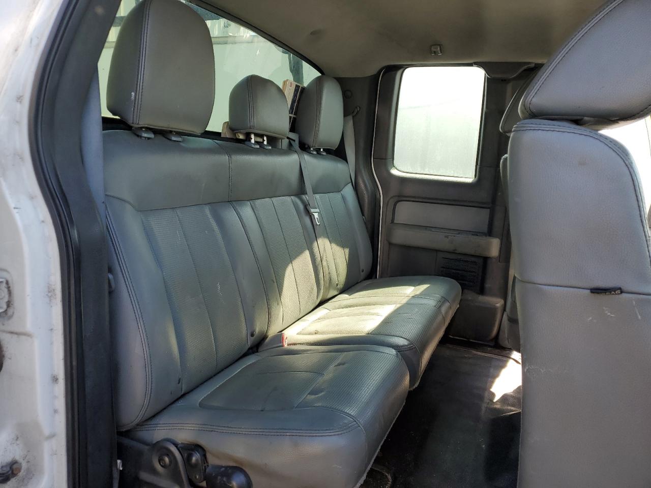 2012 Ford F-150 - Image 10