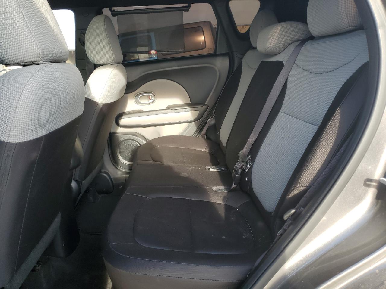2016 Kia Soul - Image 10