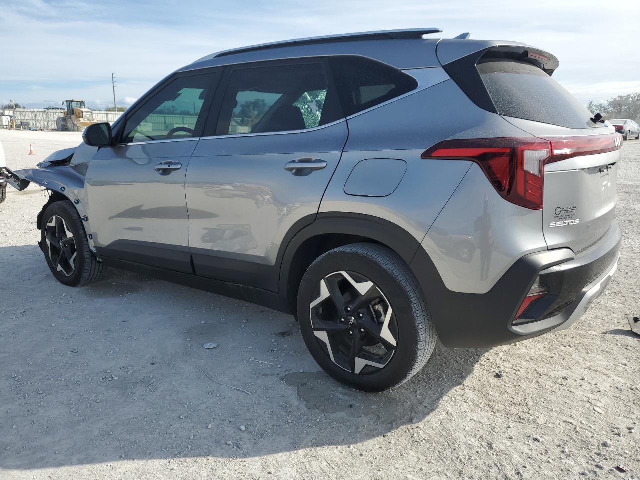 2024 Kia Seltos - Image 2