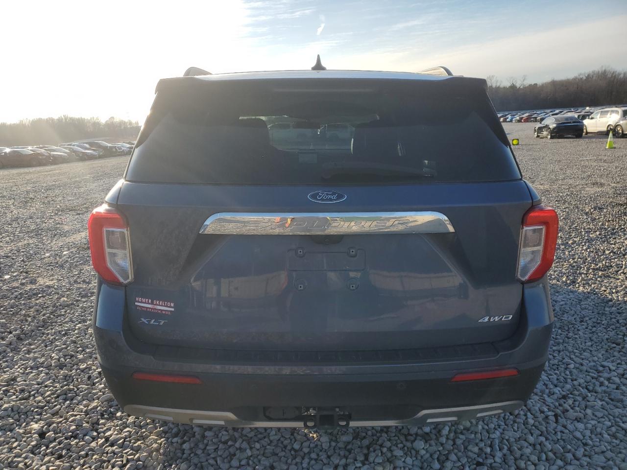 2021 Ford Explorer - Image 6