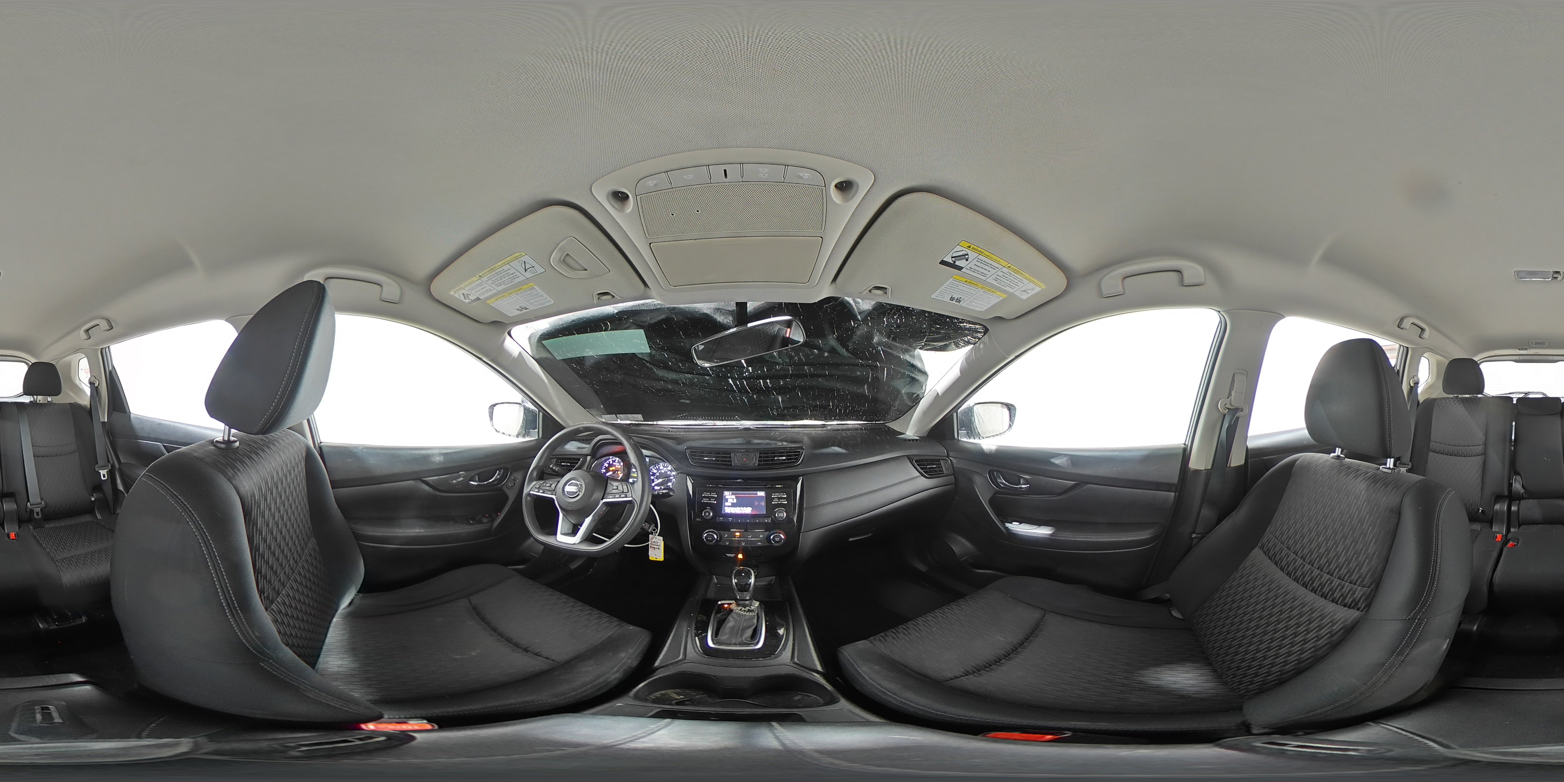 2017 Nissan Rogue - Image 15