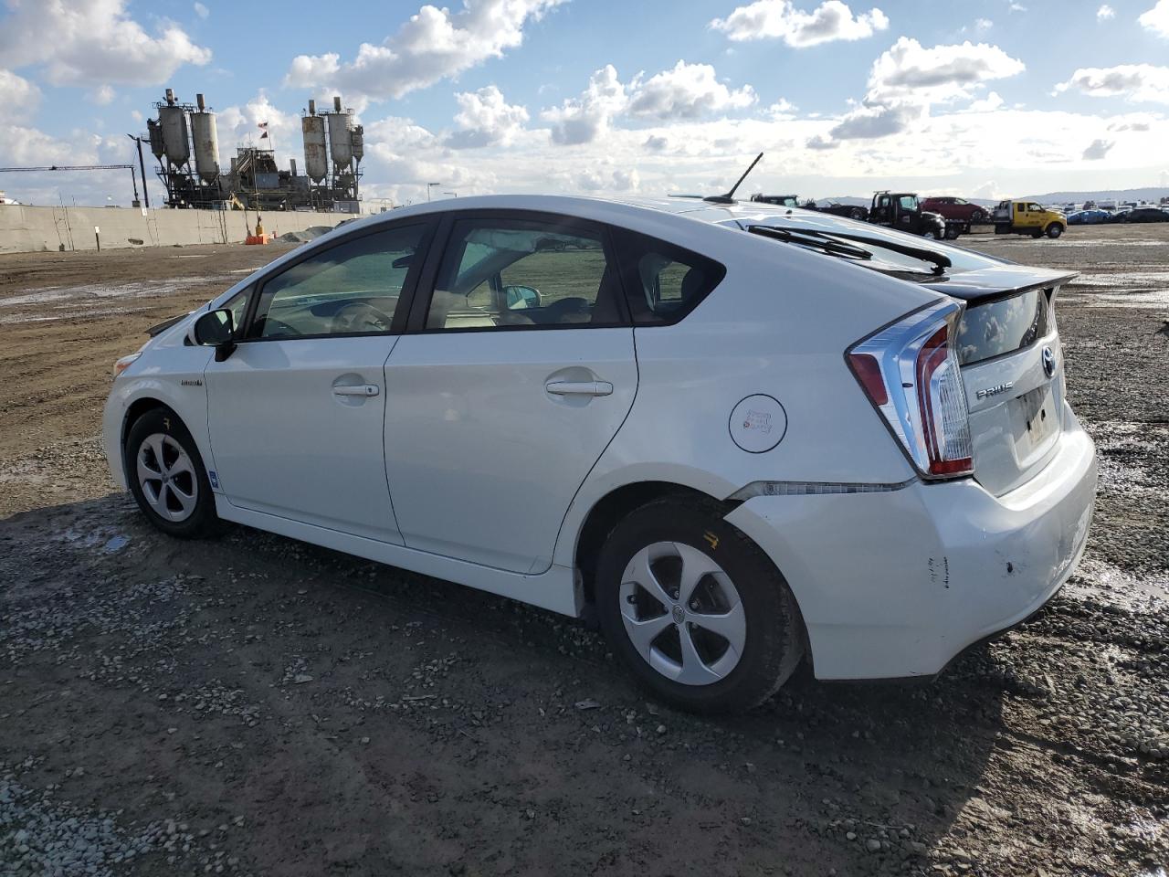 2015 Toyota Prius VIN: JTDKN3DU5F0481445 Lot: 42542535