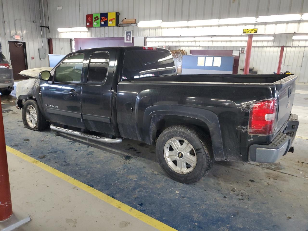 2011 Chevrolet Silverado - Image 2