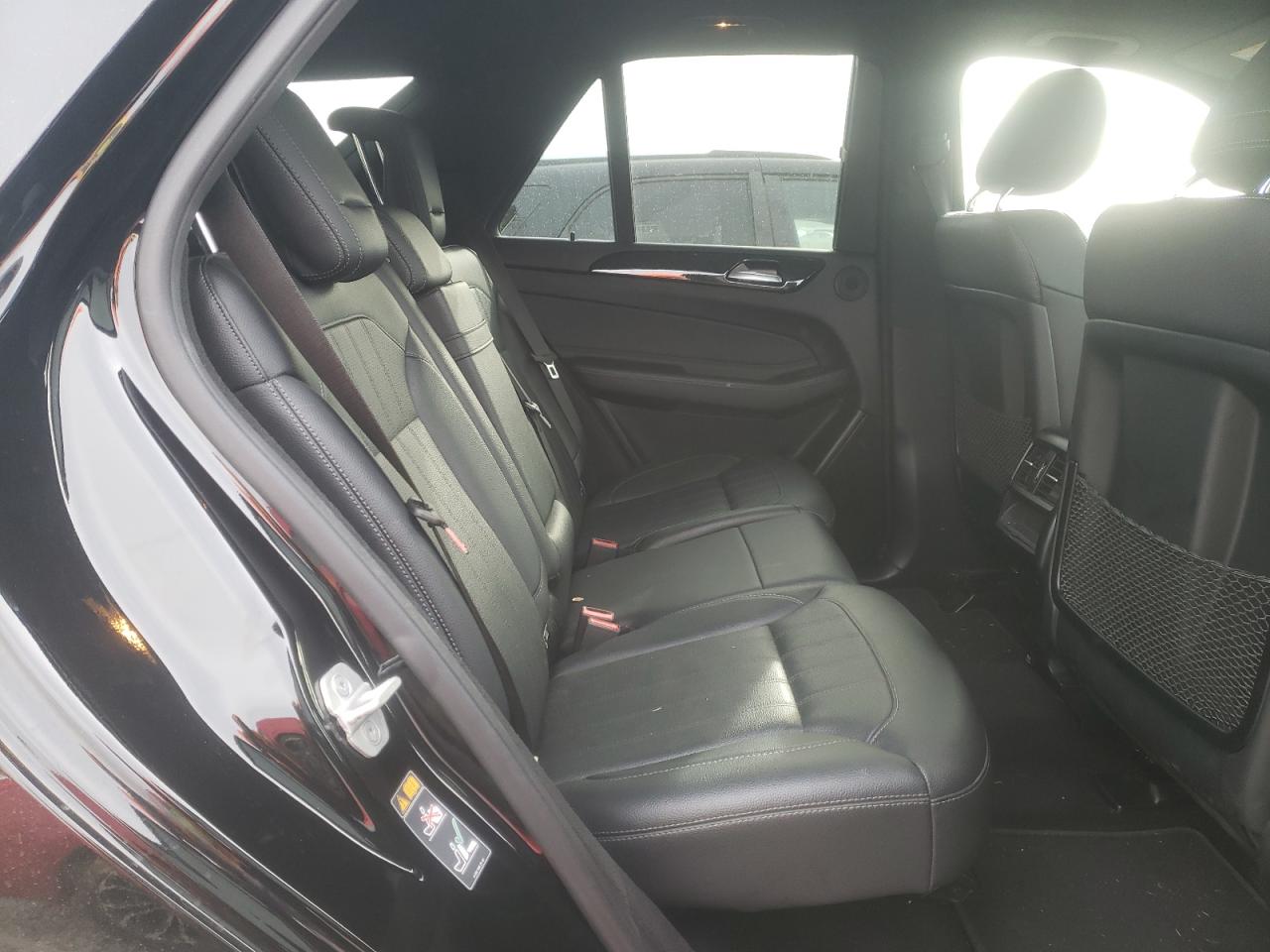 2017 Mercedes-Benz GLE - Image 11