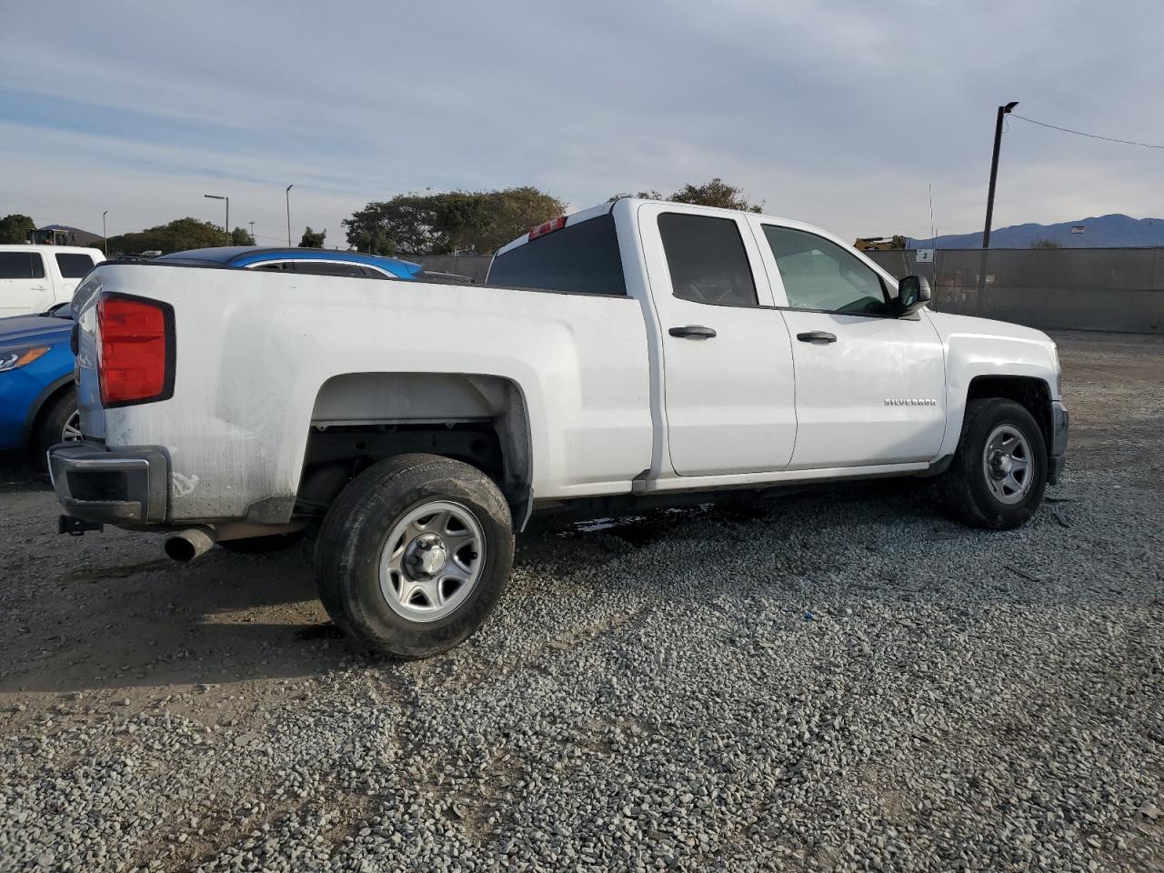 2017 Chevrolet Silverado - Image 3