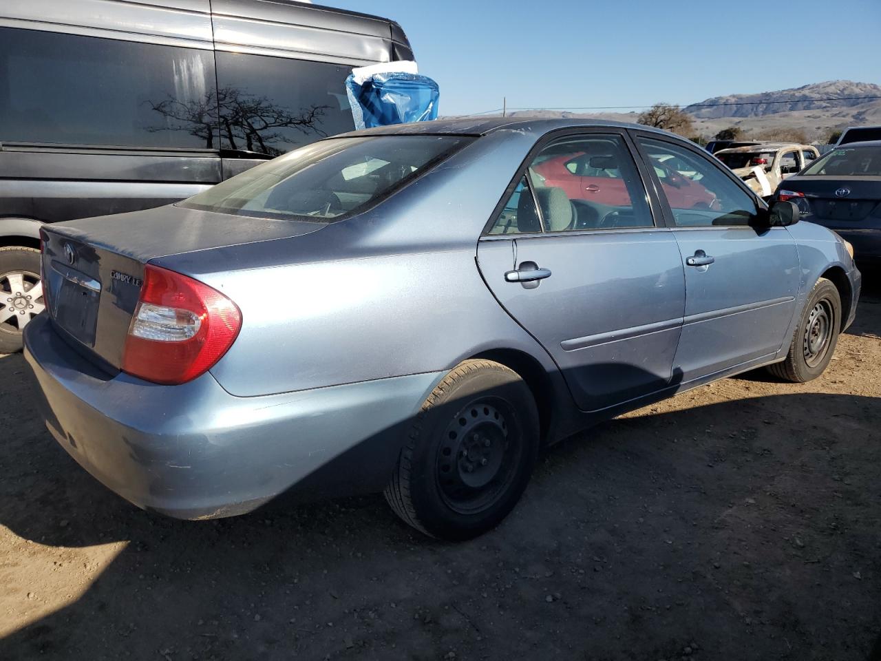 2003 Toyota Camry Le VIN: 4T1BE32KX3U651347 Lot: 42346525