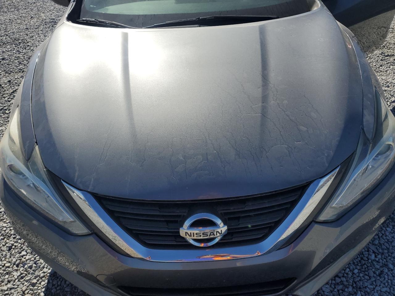 2016 Nissan Altima - Image 12