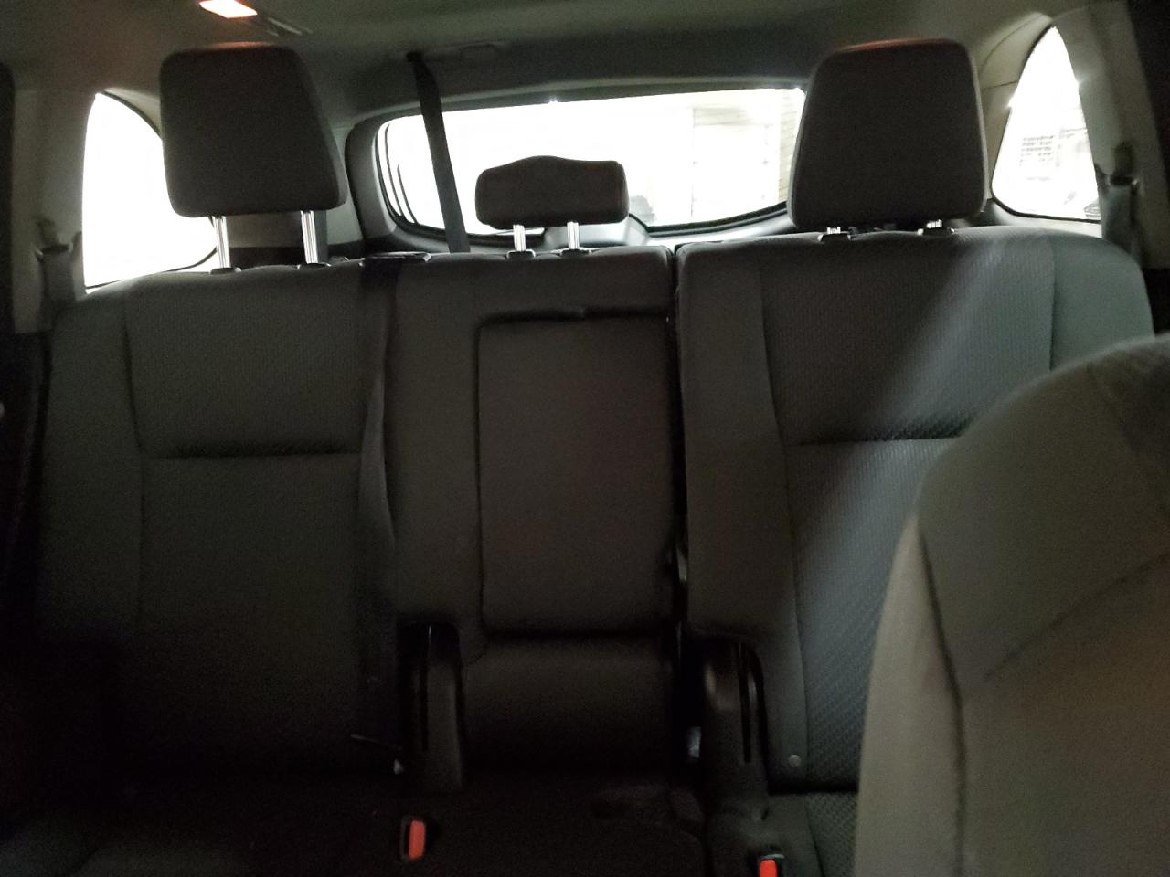 2015 Toyota Highlander - Image 10