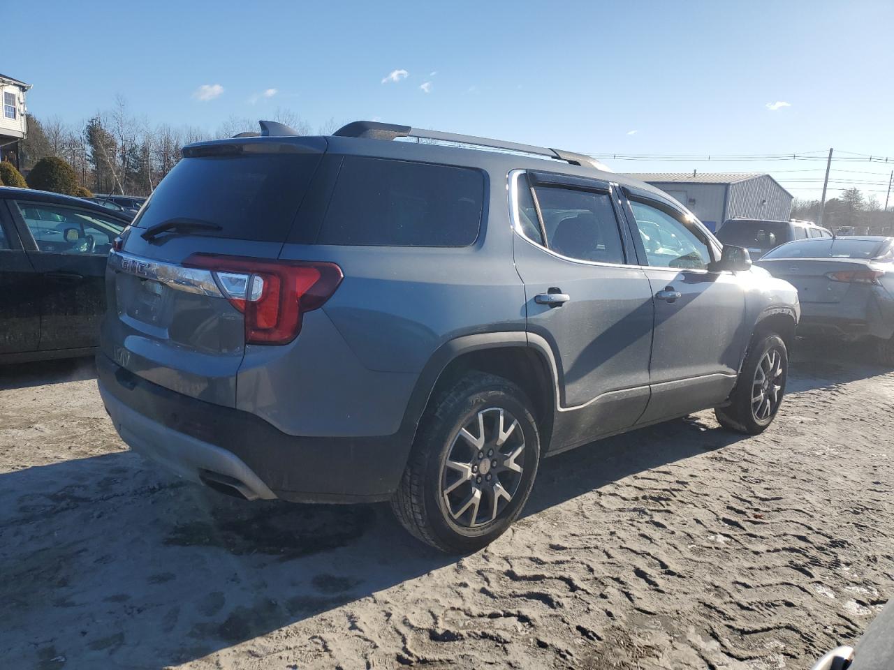 2020 GMC Acadia - Image 3