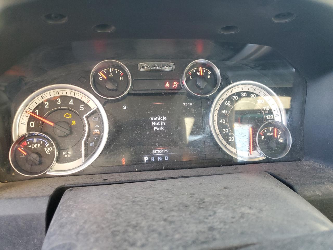 2015 RAM 1500 - Image 9