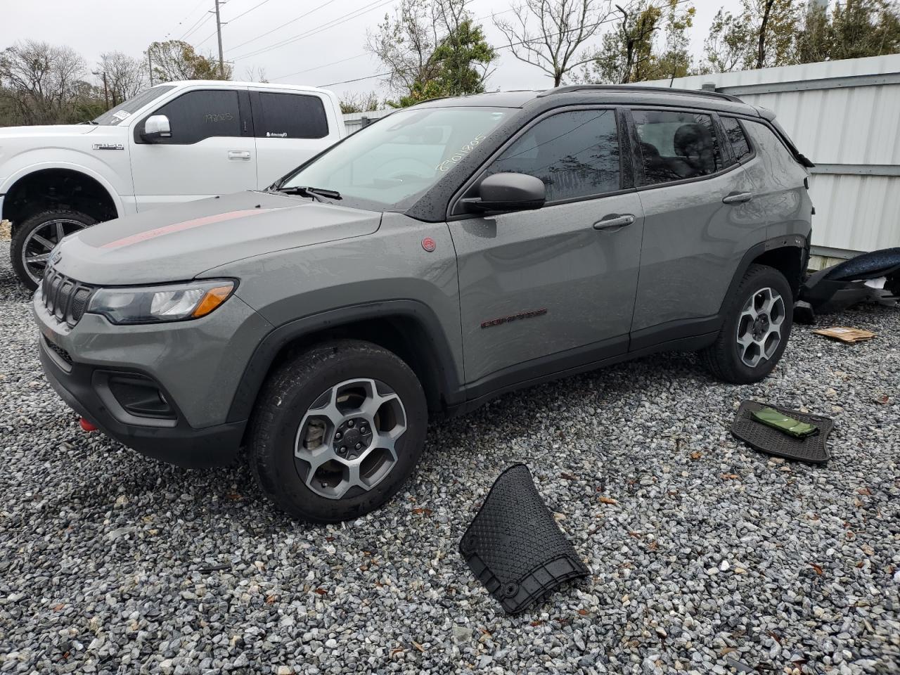 2022 Jeep Compass - Image 1